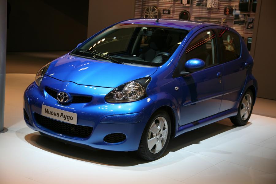  Toyota Aygo 2009 года  (фото 11 из 37)